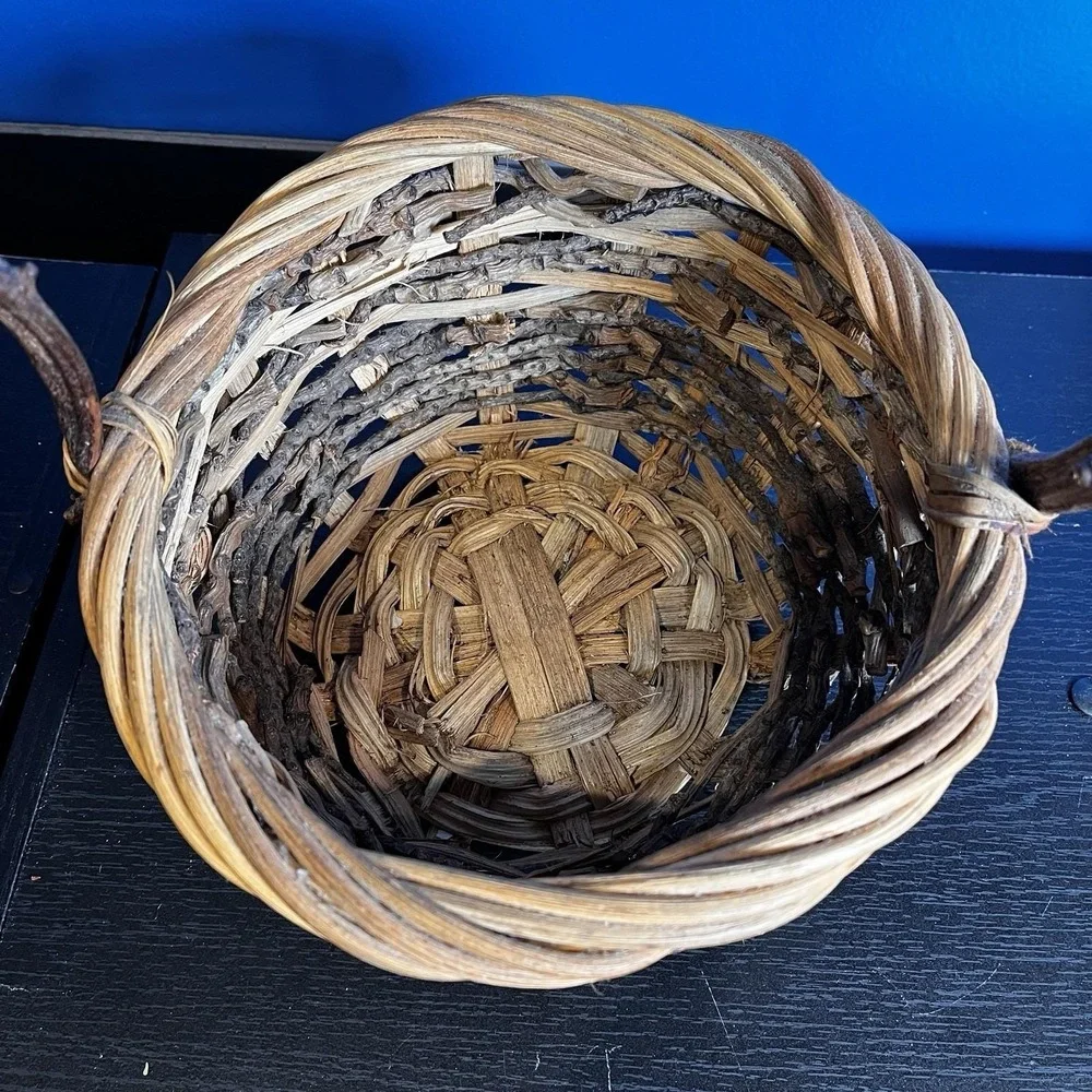 VTG Hand Woven Basket Twisted Root Twig Branch Crooked Handle